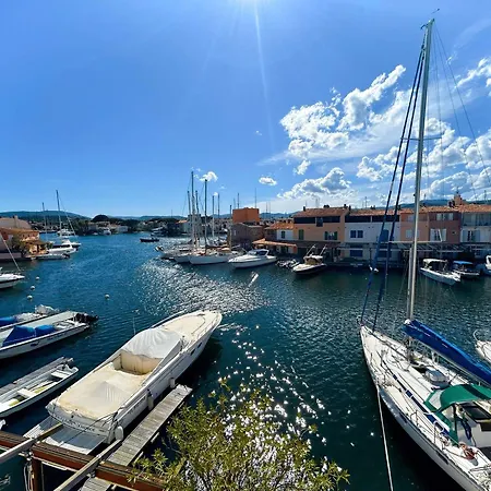 Maison A Port Avec Wifi Et Amarrage Prive, Proche - Fr-1-868-17 * Grimaud