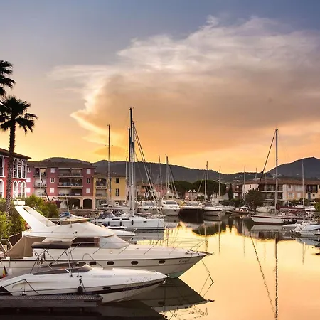 Maison A Port Avec Wifi Et Amarrage Prive, Proche - Fr-1-868-17 Grimaud